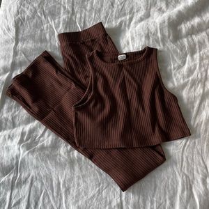 Wildflo Studio Brown Set